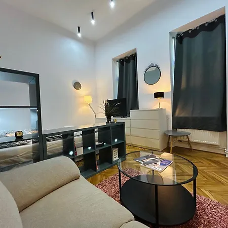 Daire Cozy Kaloşvar